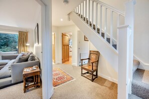 TV, fireplace - 3 Bed in Walberswick (oc-e30479) (Walberswick)