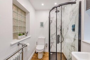 Towels - 3 Bed in Rye (oc-q30369) (Rye)