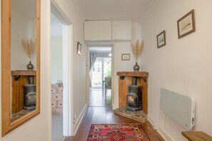 Interior - 2 Bed in Briston (oc-s30561) (Briston)
