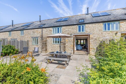 3 Bed in Burton Bradstock (oc-c30571)