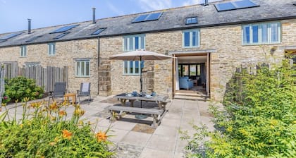 3 Bed in Burton Bradstock (oc-c30571)
