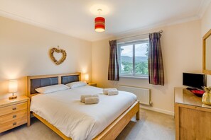 Iron/ironing board, free WiFi, bed sheets - 2 Bed in Aviemore (oc-t30584) (Aviemore)