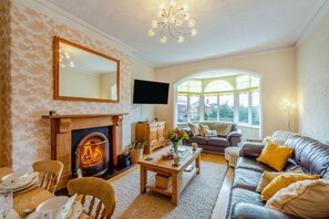 TV, fireplace - 3 Bed in Lytham St. Annes (oc-m30622) (Saint Anne's on the Sea)