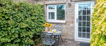 3 Bed in Carperby (oc-e30625)