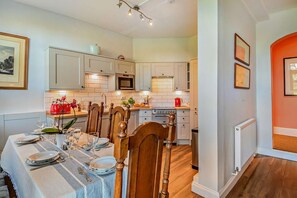 Dining - 3 Bed in Wymondham (oc-t30596) (Wymondham)