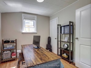 Interior - Stunning historic 2BD near LHSC/Fanshawe (London)