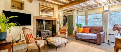 Télévision, cheminée