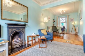 TV - 3 Bed in St. Ives (oc-c30654) (Saint Ive)