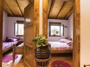 3 bedrooms, iron/ironing board, Internet, bed sheets - Holiday House Luka - Three bedroom Vila with Pool (Stankovci)