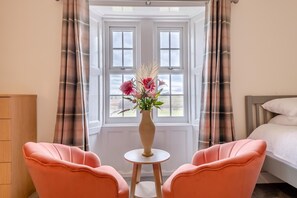 5 Schlafzimmer, Bügeleisen/Bügelbrett, kostenloses WLAN, Bettwäsche