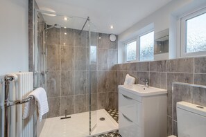 Towels - 2 Bed in Sheringham (oc-h30635) (Sheringham)