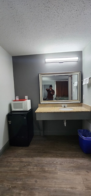 Artículos de higiene personal gratuitos y toallas