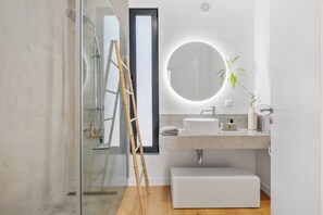 Hair dryer, towels - Villa Wiktoria, by Pausa Holiday Rentals (Ribeira Brava)