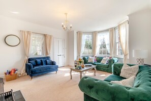 TV - 2 Bed in Southwell (oc-s30604) (Southwell)