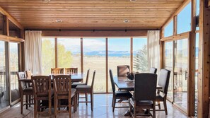 Dining - Sweet Water Cabin – Peaceful Lake View Cabin with Hot Tub (Garden City)
