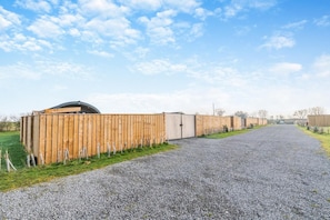 Property grounds - 1 Bed in East Cowton (oc-w30480) (East Cowton)