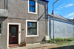 Exterior detail - 2 Bed in Allonby (oc-i30743) (Allonby)