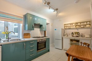 Microwave, oven, dishwasher, high chair - 2 Bed in Allonby (oc-i30743) (Allonby)