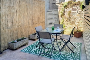 Outdoor dining - 2 Bed in Allonby (oc-i30743) (Allonby)