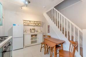 Microwave, oven, dishwasher, high chair - 2 Bed in Allonby (oc-i30743) (Allonby)