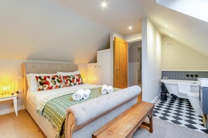 Travel cot, free WiFi, bed sheets - 3 Bed in Cromford (oc-t30751) (Cromford)