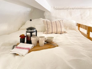 Iron/ironing board, free WiFi, bed sheets - 1 Bed in St. Ives (oc-b30675) (St Ives)