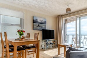 TV - 2 Bed in Ventnor (oc-l30647) (Ventnor)