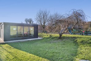 Property grounds - 3 Bed in East Allington (oc-m30710) (East Allington)