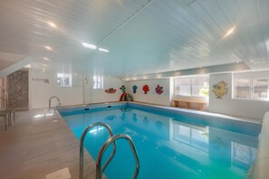 Indoor pool - 6 Bed in East Allington (oc-p30712) (East Allington)