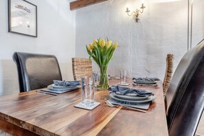 Dining - 2 Bed in Old Bolingbroke (oc-h30690) (Old Bolingbroke)