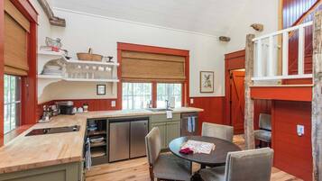 Kühlschrank, Ofen, Herdplatte, Geschirrspüler