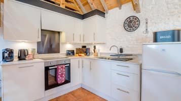 Oven, highchair, cookware/dishes/utensils