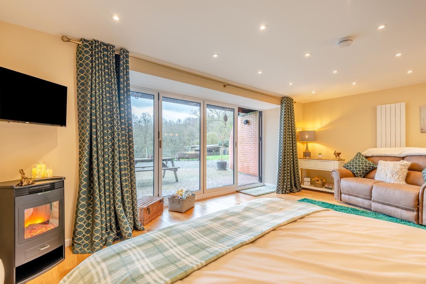 Wi-Fi de cortesia, roupa de cama