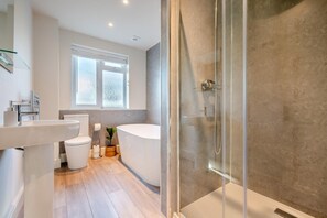 Towels - 5 Bed in Mitchell (oc-c30790) (Mitchell)