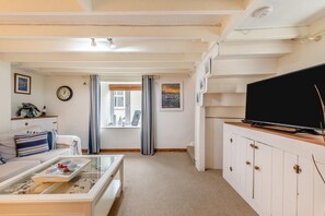 Unclassified image, 4 of 18, button - 2 Bed in Brixham (oc-w30730) (Brixham)