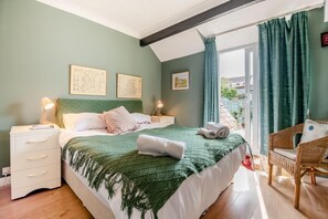 3 bedrooms, free WiFi, bed sheets - 3 Bed in Swanage (oc-h30752) (Swanage)