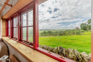 Interior - 1 Bed in Cowling (oc-s30772) (Cowling)