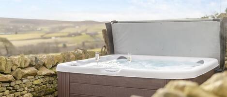 Bañera de hidromasaje exterior