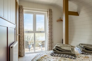 مكواة/لوح كي وواي فاي مجانًا وملاءات أسرّة