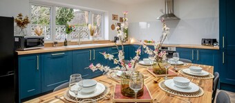 4 Bed in Brecon (oc-h30823)