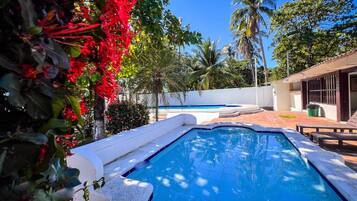 Villa | Piscine | 10 piscines extérieures