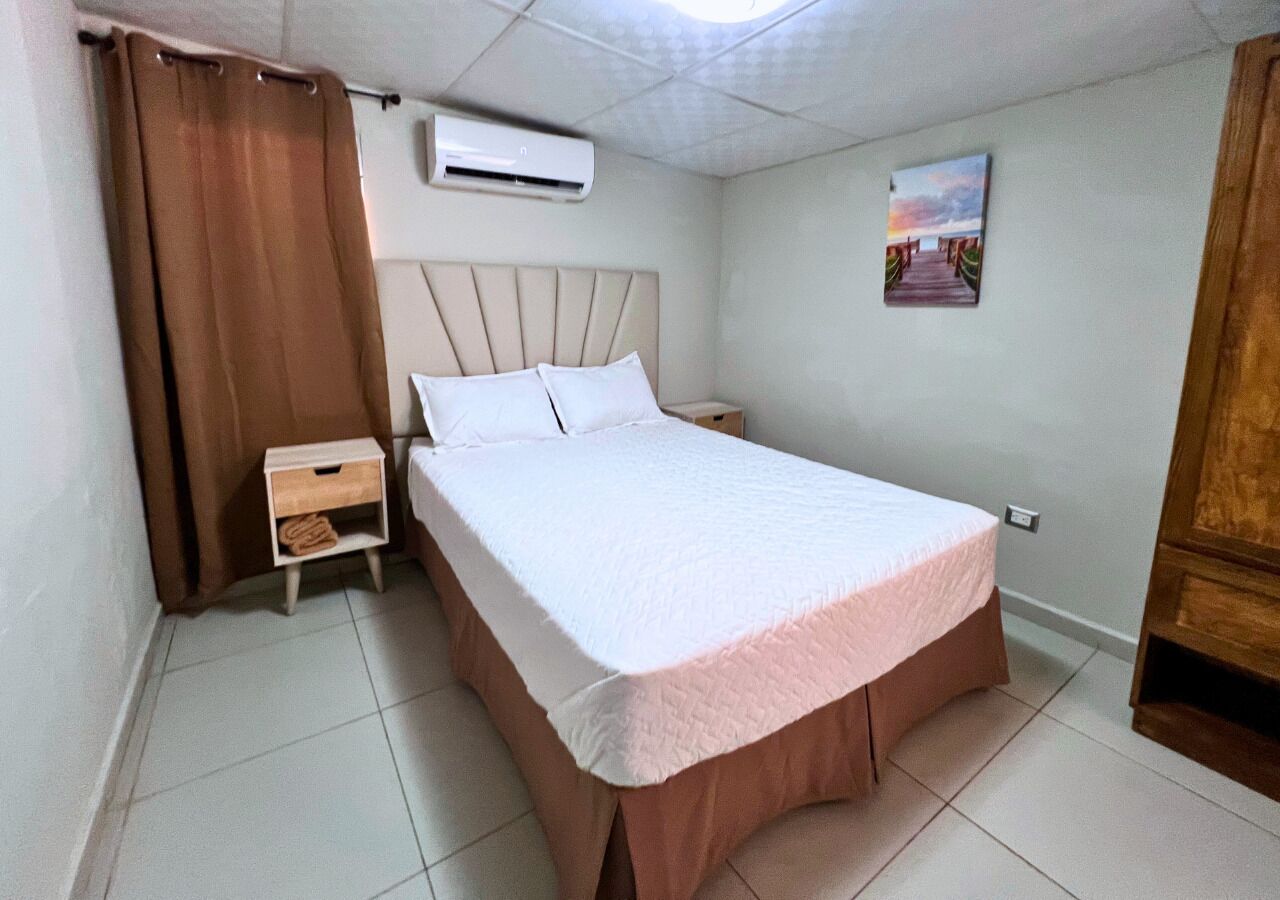 Basic House, Patio, Beach View | Free WiFi