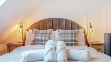 4 bedrooms, free WiFi, bed sheets