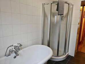 Towels - 3 Bed in Aviemore (oc-s30815) (Aviemore)