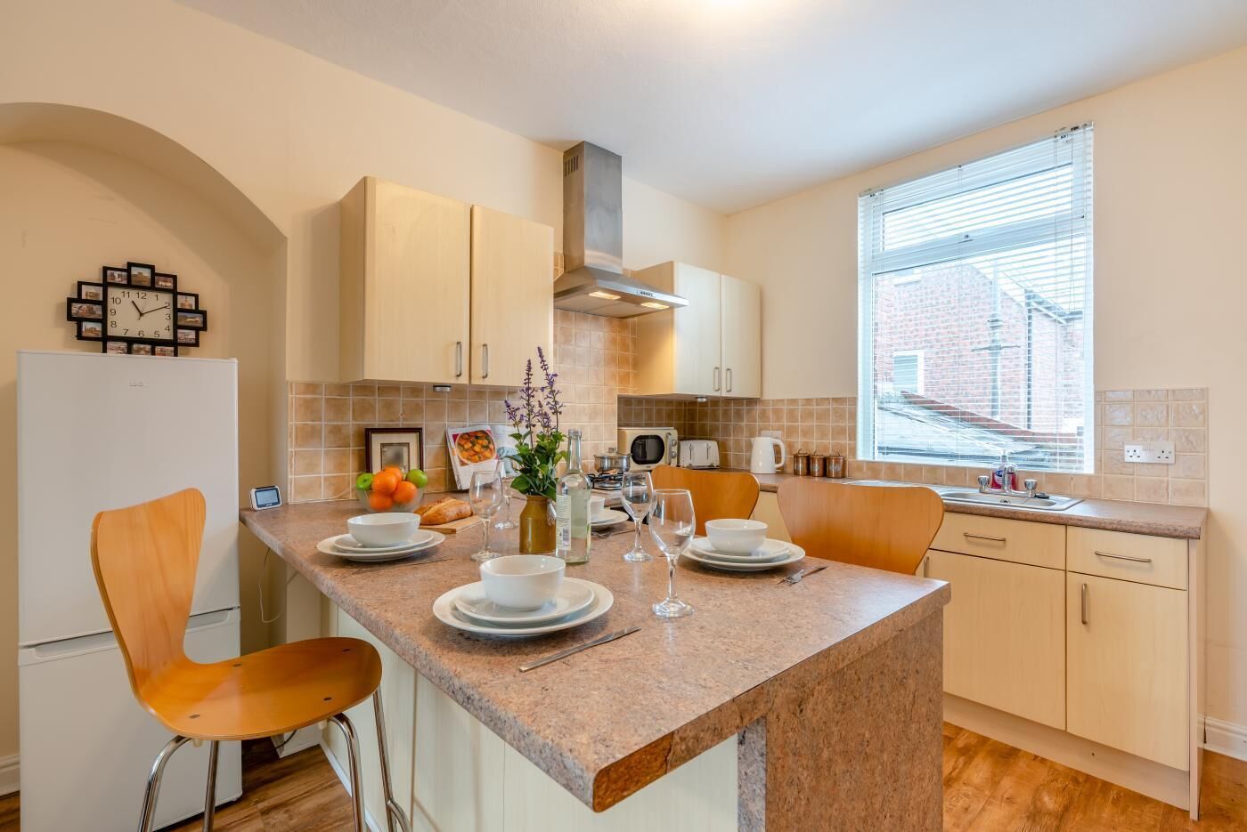 Mikrowelle, Ofen, Kochgeschirr/Geschirr/Besteck