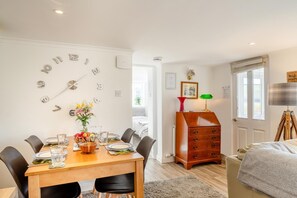 Dining - 2 Bed in Withypool (oc-c30940) (Withypool)