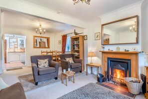 TV, fireplace - 2 Bed in Welney (oc-t30873) (Welney)