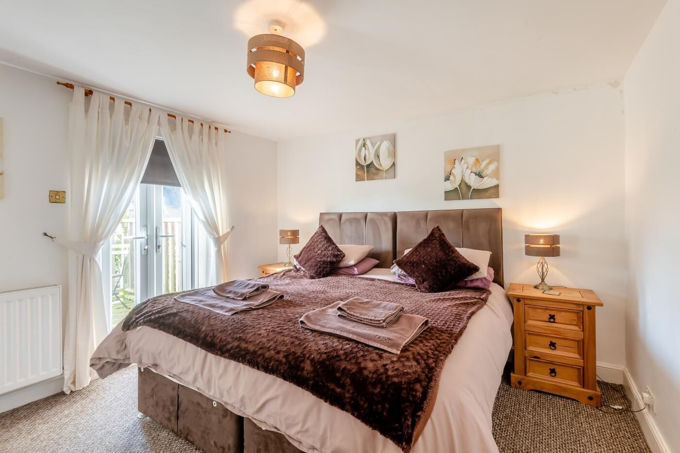 Fer et planche à repasser, Wi-Fi gratuit, draps fournis