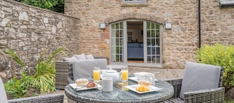 2 Bed in Nant-y-derry (oc-c30806)