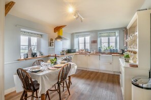 Dining - 2 Bed in Harmby (oc-t30971) (Harmby)
